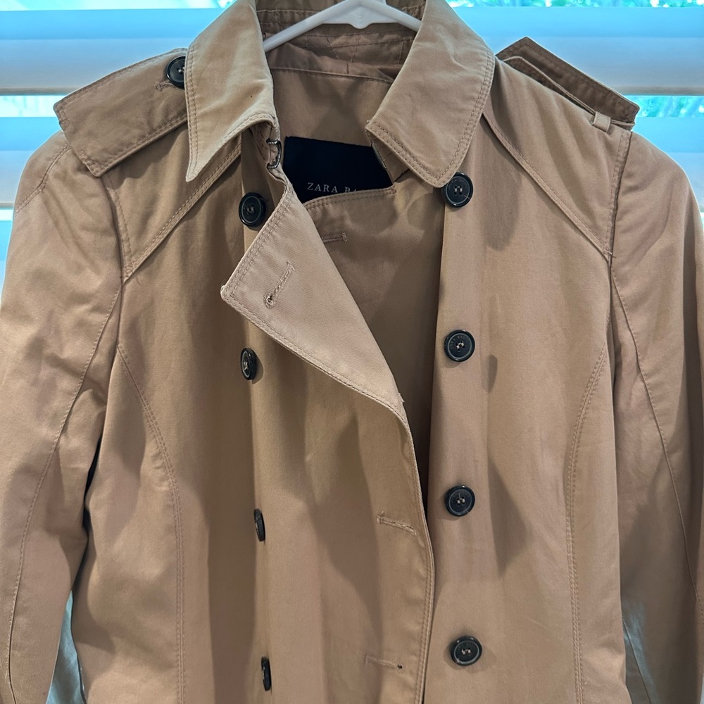 NWOT Zara trench coat